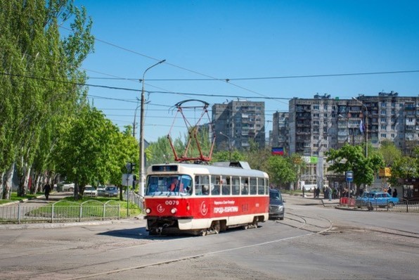 This 1983 Mariupol Tatra T3 0079 was formerly numbered 722 and until 2018 was Riga 51514. It is seen on the  re-instated line 1 at Prospect Metalyrgiv on 3 May (S. Nemtsev)