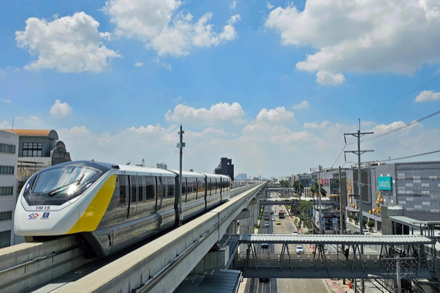 The Yellow Line monorail in the Thai capital Bangkok. (Mall Bangkok