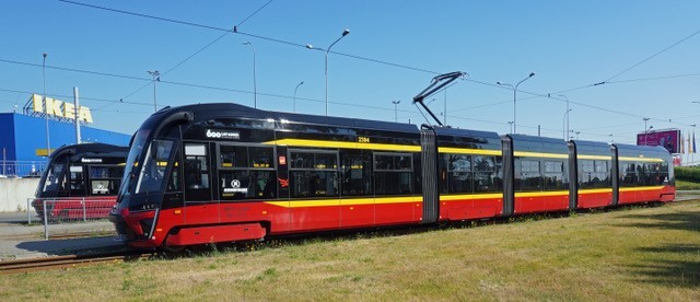 Lodz Modertrans Gamma at the southern terminus of line 11 at Chocianowice IKEA. (A. Thompson