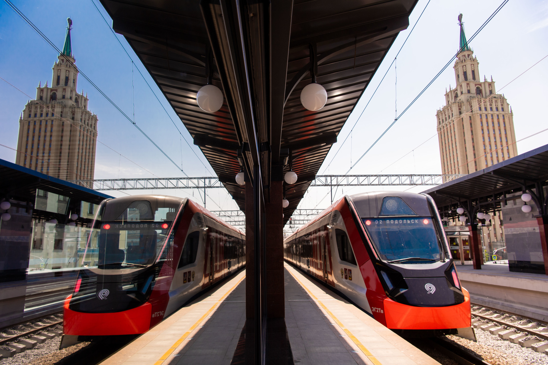 The MCD-1 and MCD-2 have connected more than 40 Moscow districts and several cities in the Moscow region. The train fleet was completely renewed on the diameters.