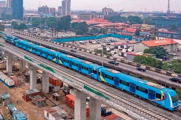 A Blue Line train during trials. (Lagos Mass Transit)
