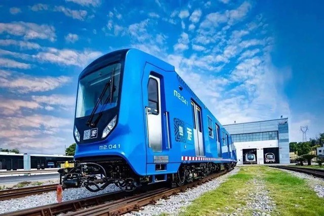 An LRV for Mexico City on the CRRC Zhuzhou test track. (CRRC)