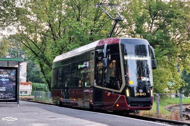 The prototype Moderns Gamma 100% low-floor tram in Poznan. (MPK)