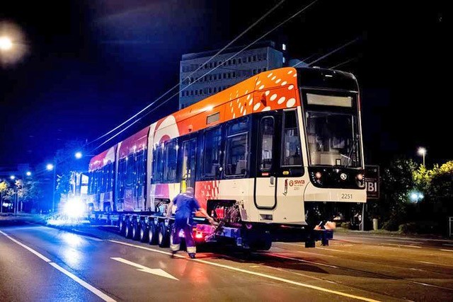 A Skoda tram on delivery to one of the company’s new markets, Bonn in Germany, on 10 October. (D. Westhoff