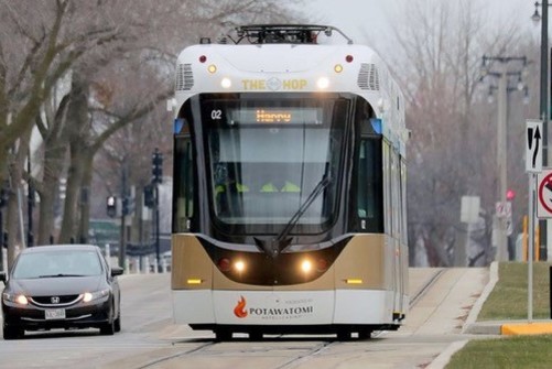 A Milwaukee Brookville tram operates on the unwired Lakeside line. (JSOnLine)